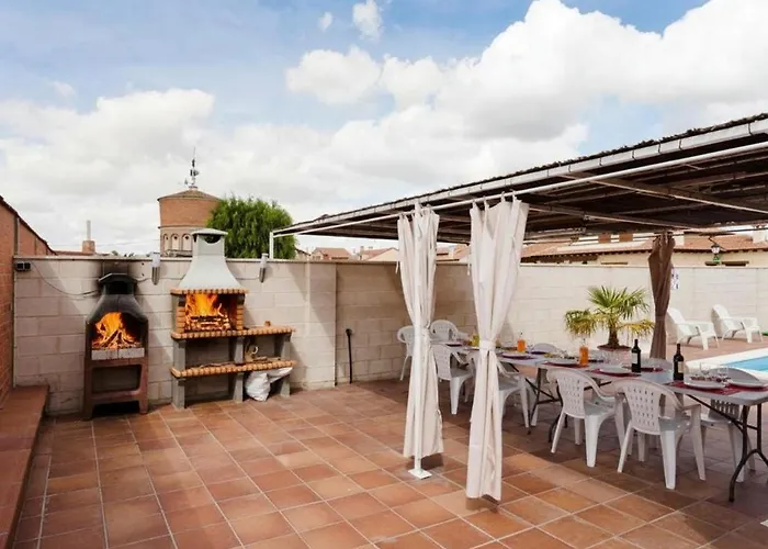 Tiara Vacaciones * Nava de la Asuncion