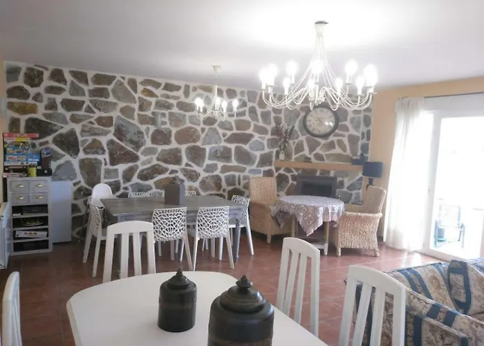 Tiara Vacaciones * Nava de la Asuncion